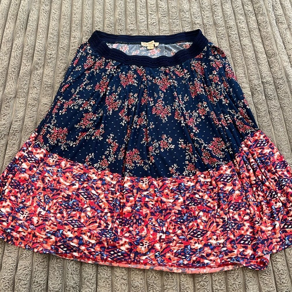 Women’s Midi Skirt